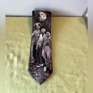 Ralph Marlin The Three Stooges golfing vintage tie